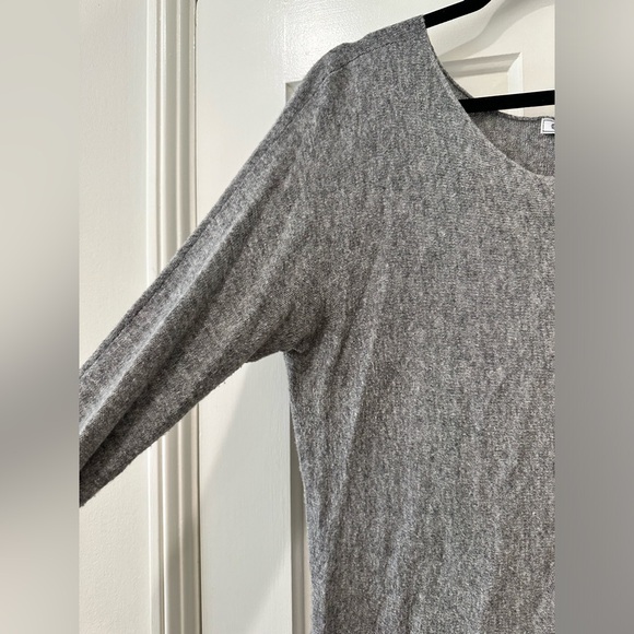 Susana mixed wool soft low scoop neck off the shoulder sweater top blouse - Picture 9 of 13